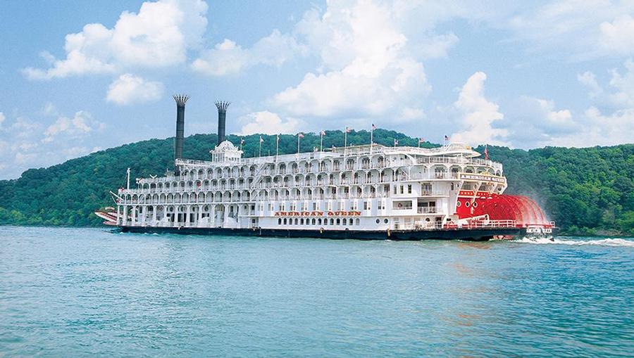 American Queen Steamboat Company on the Mississippi River