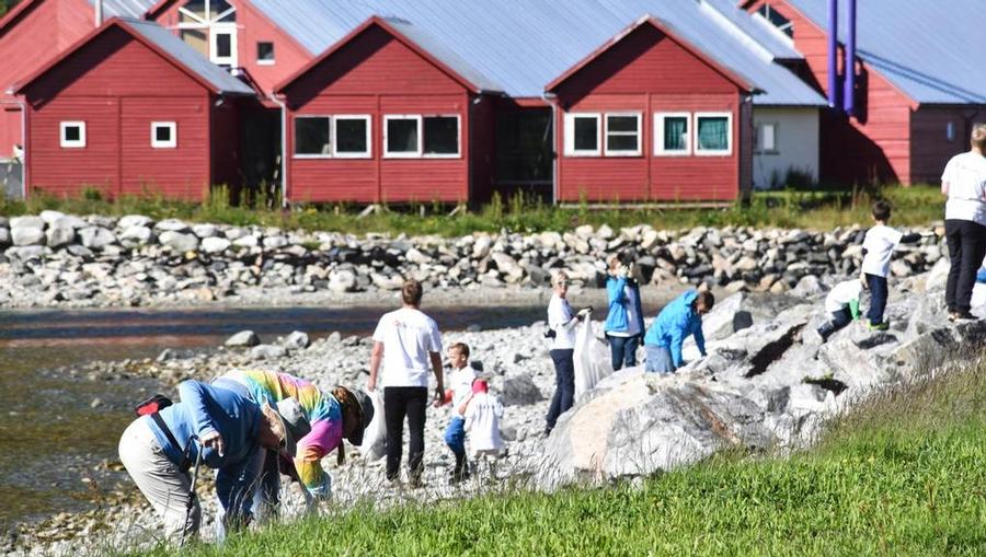 Hurtigruten was the first travel provider to remove single use plastic and continues to do great work in plastic pollution solutions.