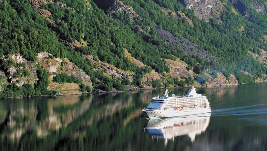 Regent Seven Seas Voyager