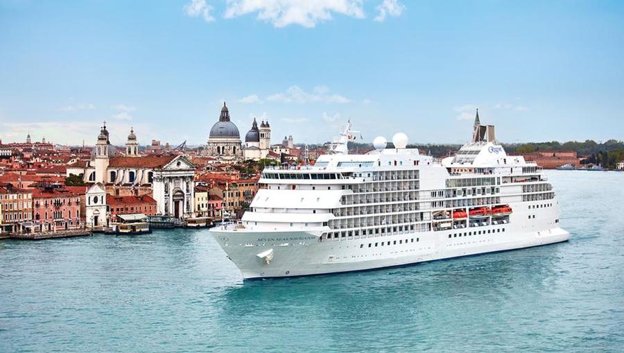 Seven Seas Navigator in Italy