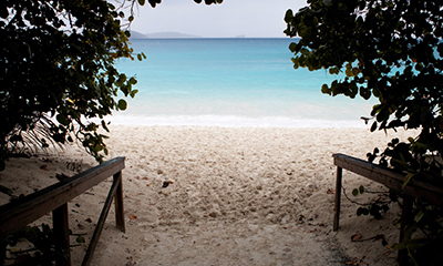 Avoya Advantage Exclusive – Exclusive Shore Event OR Private Driver PLUS Distinctive Voyages Host AND Private Welcome Reception!