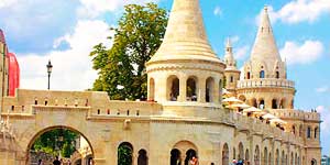 Avoya Advantage Exclusive – Save up to $300 on Escorted Tours Worldwide!